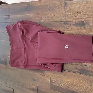 Lululemon Fast and Free 19" Crop